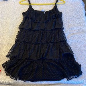 Guess Black Top Size M